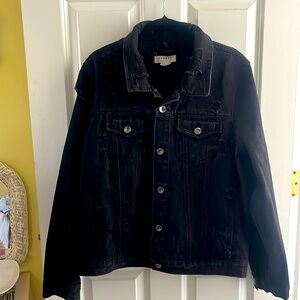 NWOT! Unisex Ci Sono Denim Collection Black Jean Jacket. Very distressed. XL
